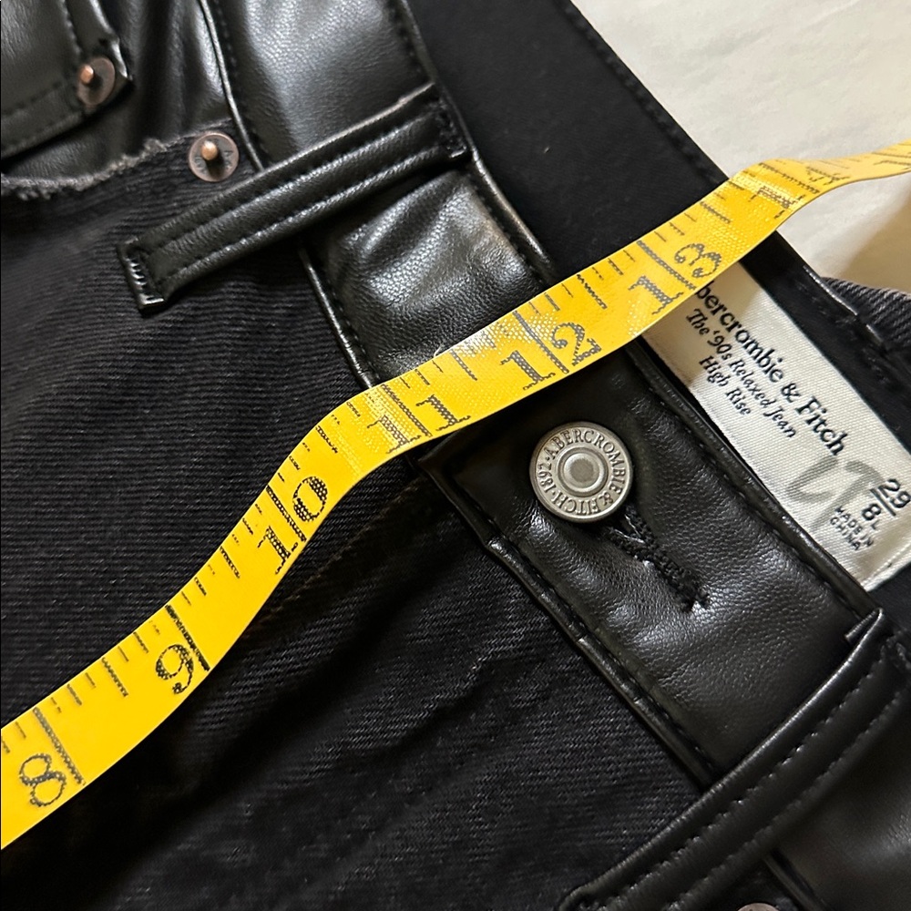 Abercrombie & Fitch Curve Love High Rise ‘90s Relaxed Jean Size 29 - Picture 11 of 12